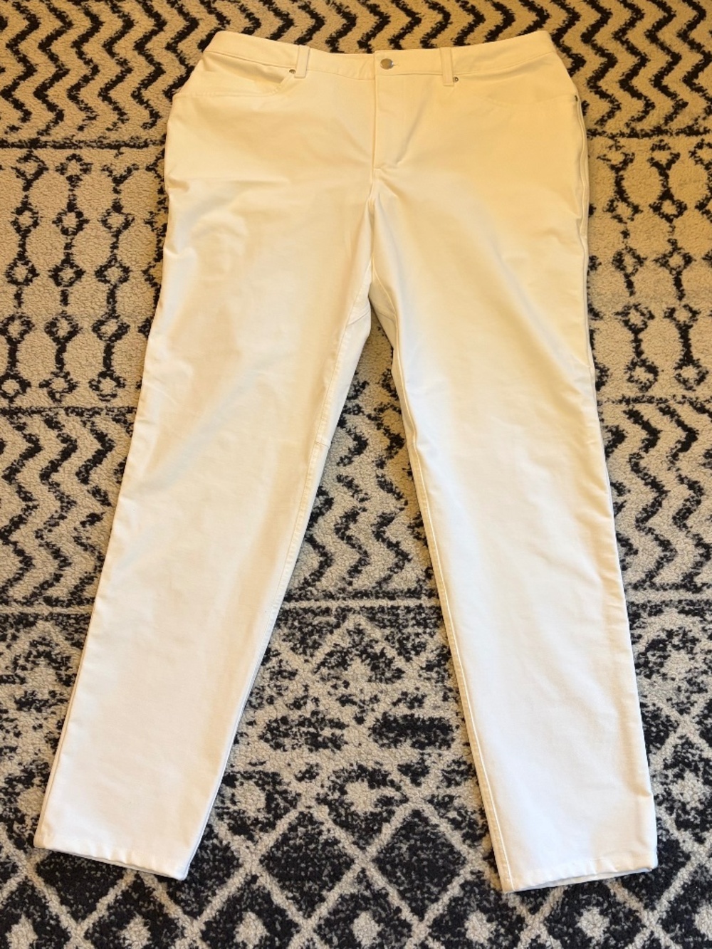 Lululemon ABC Slim-Fit Pants Men 38 White Performance Stretch Chino Golf Walking